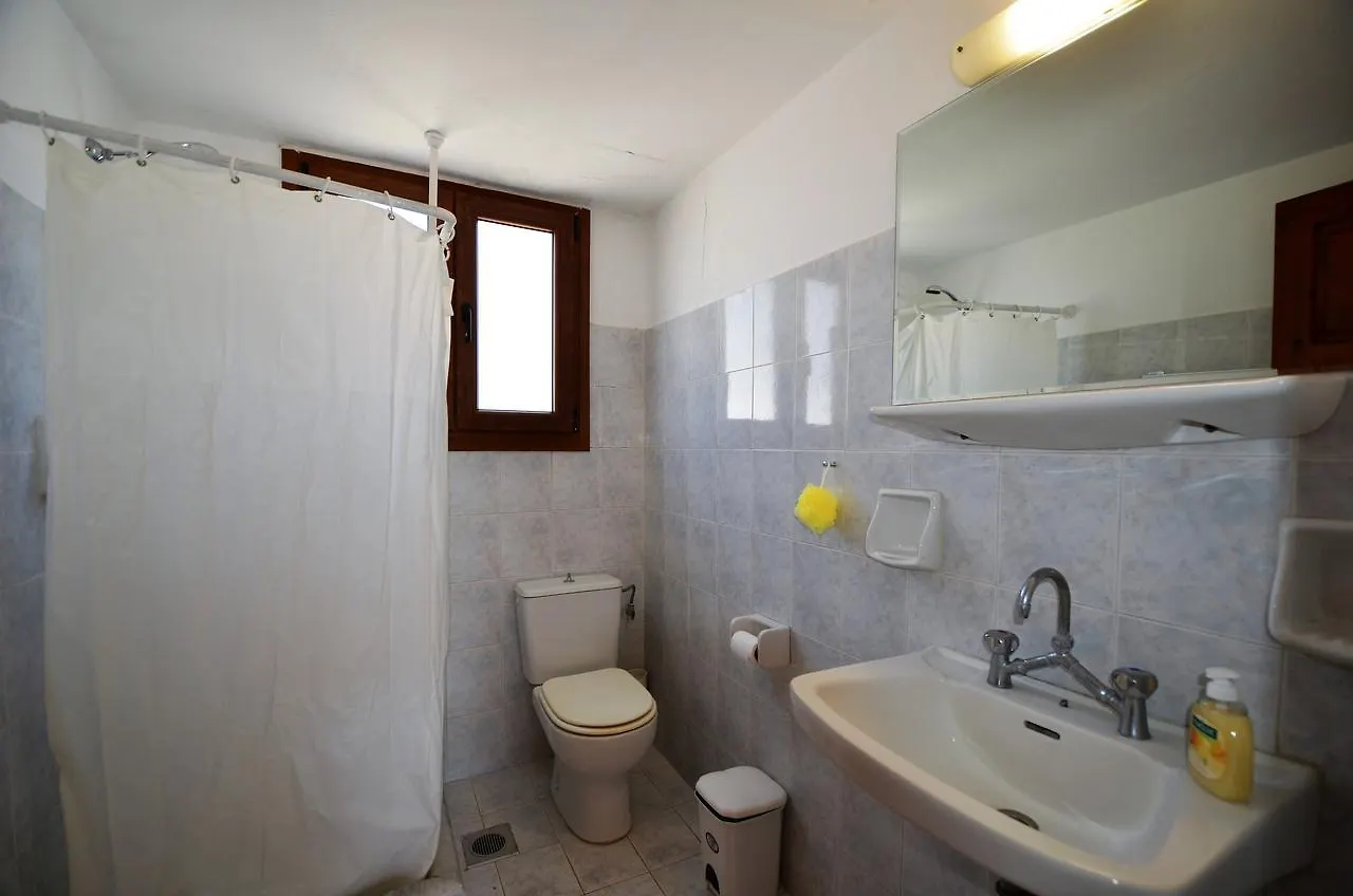 Madoupa Beach Apartments 奥诺斯 希腊